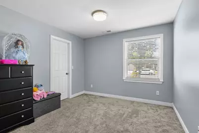 126 N Century Dr, Ogden, UT 84404 - Photo 4