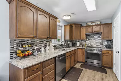 126 N Century Dr, Ogden, UT 84404 - Photo 10