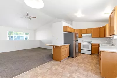 743 E 30th St S, Ogden, UT 84403 - Photo 10
