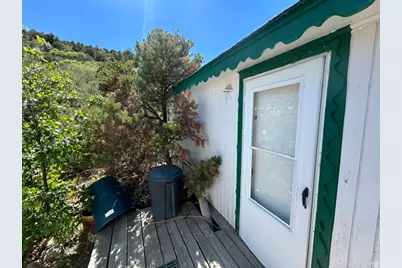 1039 Lewis Dr, Tabiona, UT 84072 - Photo 8