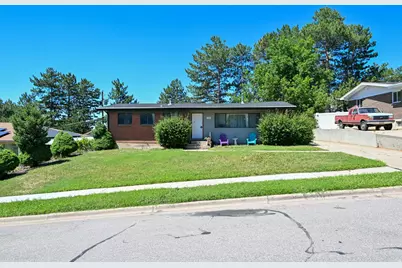 1070 40th St, Ogden, UT 84403 - Photo 1