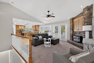 333 E Rosewood Park Ln, Draper, UT 84020 - Photo 10
