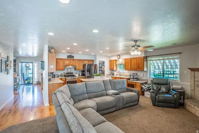 365 E 290 N, Orem, UT 84057 - Photo 10