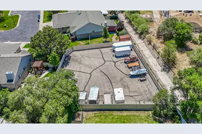 365 E 290 N, Orem, UT 84057 - Photo 52