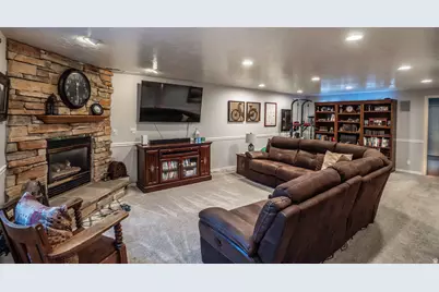 365 E 290 N, Orem, UT 84057 - Photo 32