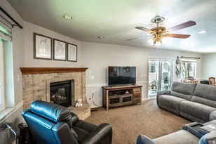365 E 290 N, Orem, UT 84057 - Photo 12