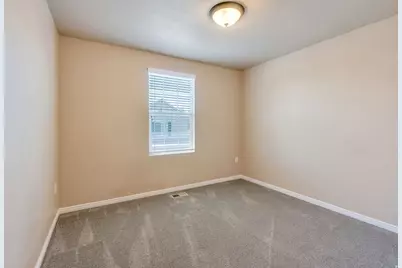 114 W 3240 N, Lehi, UT 84043 - Photo 18