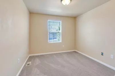114 W 3240 N, Lehi, UT 84043 - Photo 16