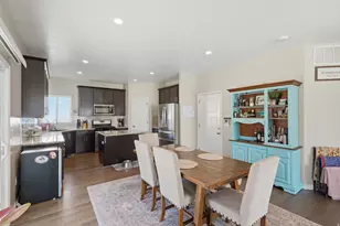 7139 W Hawk View Way S, West Valley, UT 84081 - Photo 6
