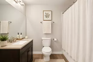 9147 S Jefferson Pl, Sandy, UT 84070 - Photo 10