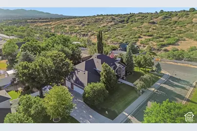10664 S Trailridge Cir, Sandy, UT 84092 - Photo 98