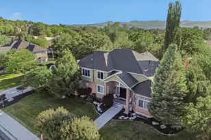 10664 S Trailridge Circle, Sandy, UT 84092 - Photo 1