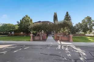 10664 S Trailridge Circle, Sandy, UT 84092 - Photo 86