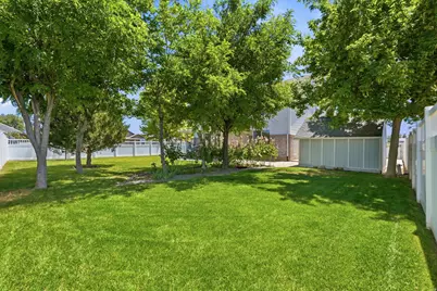 3538 W 2400 S, Syracuse, UT 84075 - Photo 36