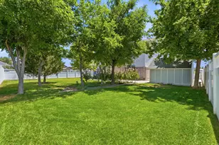 3538 W 2400 S, Syracuse, UT 84075 - Photo 36