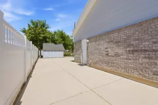 3538 W 2400 S, Syracuse, UT 84075 - Photo 38