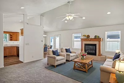 923 N 350 W, Logan, UT 84321 - Photo 2