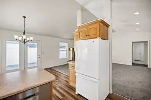 923 N 350 W, Logan, UT 84321 - Photo 10