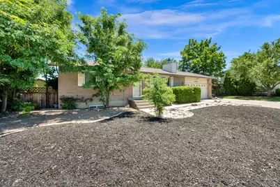 4785 S Desert Dusk Rd W, Taylorsville, UT 84129 - Photo 18