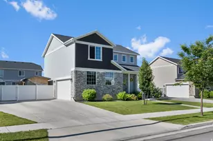 703 W 950 S, Springville, UT 84663 - Photo 2