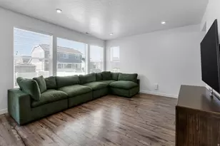 703 W 950 S, Springville, UT 84663 - Photo 8