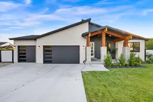 6319 W Sutherland Dr, Highland, UT 84003 - Photo 2