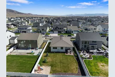 1851 E Chukar Dr N #B167, Eagle Mountain, UT 84005 - Photo 46