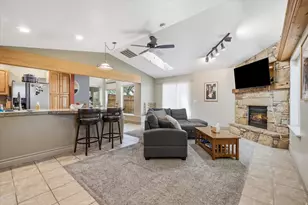 655 Mohawk Ave, Pleasant Grove, UT 84062 - Photo 32