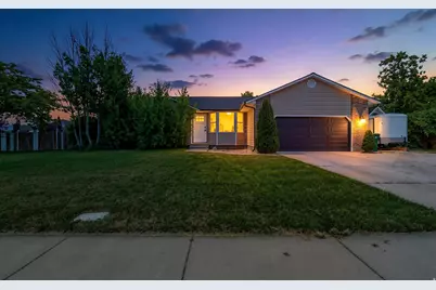 5586 W 10130 N, Highland, UT 84003 - Photo 34