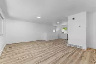 5722 S Gandalf Dr, Taylorsville, UT 84129 - Photo 8