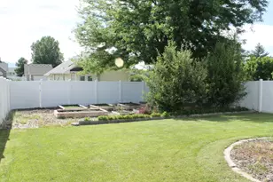 349 N Bluff St, Providence, UT 84332 - Photo 16