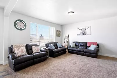 7145 N Ridge Rd W, Lake Point, UT 84074 - Photo 10