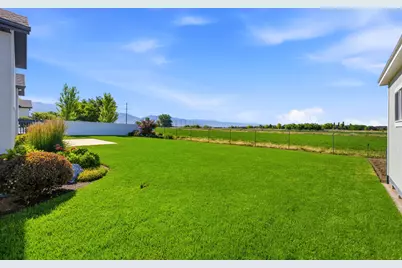3051 W 725 N, Layton, UT 84041 - Photo 60