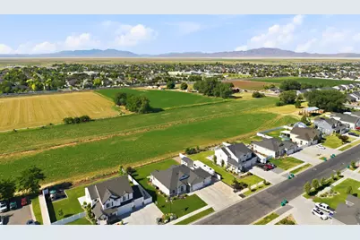 3051 W 725 N, Layton, UT 84041 - Photo 70
