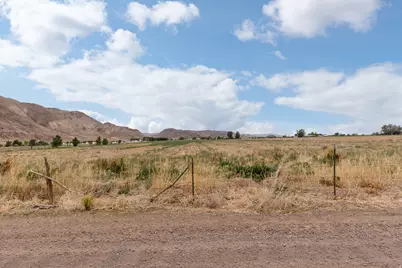 540 N 400 E, Elsinore, UT 84724 - Photo 4