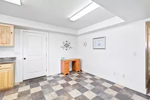 1557 E 2100 N, North Logan, UT 84341 - Photo 24