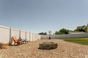 95 E 2800 S, Vernal, UT 84078 - Photo 12