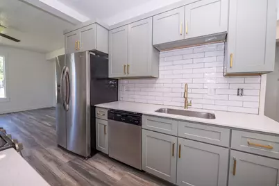 106 E Center St, Lewiston, UT 84320 - Photo 4