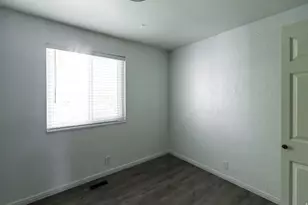 124 W 880 S, Provo, UT 84601 - Photo 12