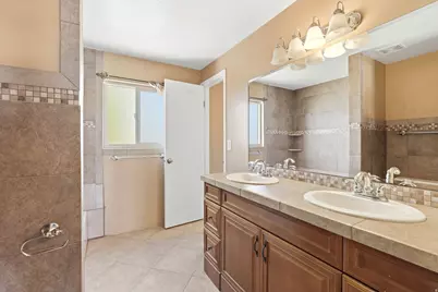 508 W 2700 S, Syracuse, UT 84075 - Photo 26
