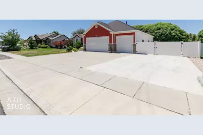 3915 N 2700 W, Farr West, UT 84404 - Photo 38