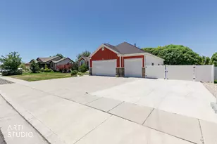 3915 N 2700 W, Farr West, UT 84404 - Photo 38