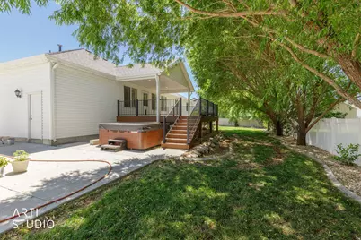 3915 N 2700 W, Farr West, UT 84404 - Photo 24
