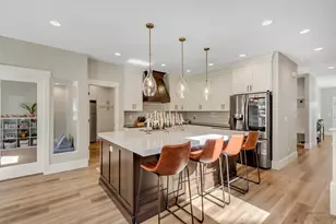 230 E Vista Way, North Salt Lake, UT 84054 - Photo 8