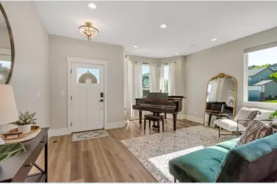 230 E Vista Way, North Salt Lake, UT 84054 - Photo 2