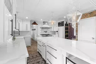 3471 N 400 W, Pleasant View, UT 84414 - Photo 6
