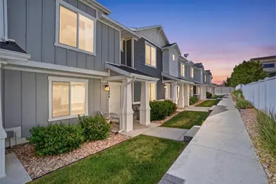 2806 N Fighting Falcon St, Layton, UT 84040 - Photo 4