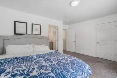 2806 N Fighting Falcon St, Layton, UT 84040 - Photo 16
