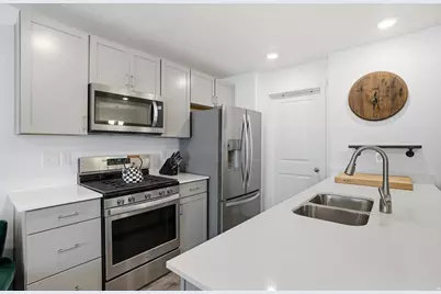 2806 N Fighting Falcon St, Layton, UT 84040 - Photo 12