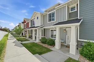 2806 N Fighting Falcon St, Layton, UT 84040 - Photo 2